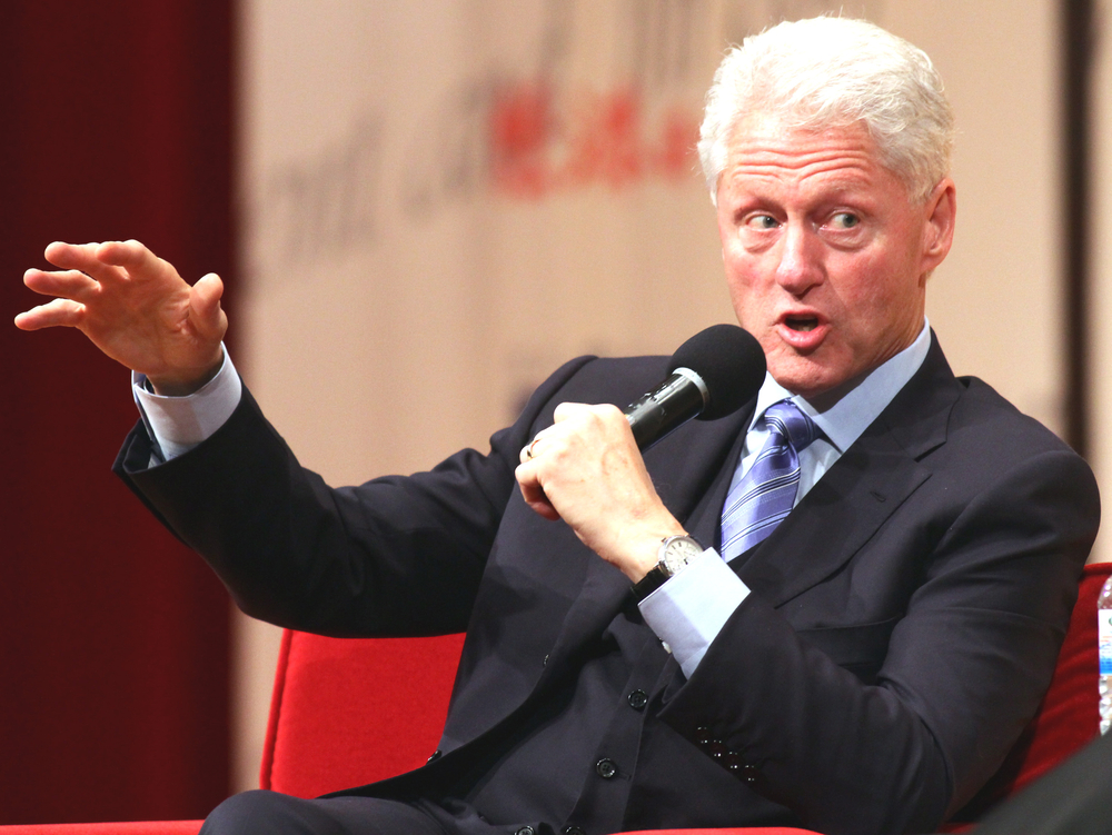 Former U.S. President Bill Clinton speaks at a finance forum at the Taipei International Convention Center in Taipei, Taiwan, Novmeber 14, 2010.Former U.S. President Bill Clinton arrived in Taipei Sunday (November 14, 2010) afternoon and embarked on a whirlwind visit with less than 24 hours to spare.